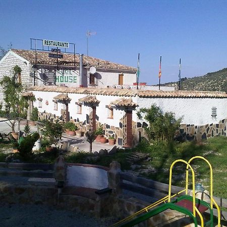 Alojamiento Rural La Caseria De Piedra Restaurante Jaen Ngoại thất bức ảnh