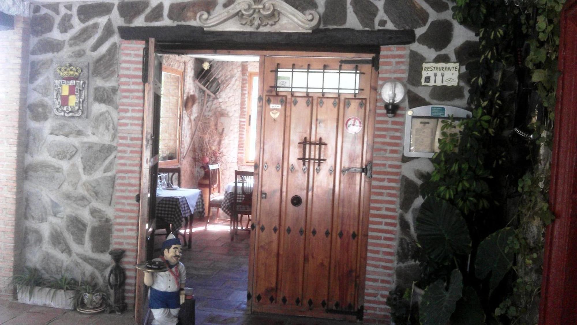 Alojamiento Rural La Caseria De Piedra Restaurante Jaen Ngoại thất bức ảnh