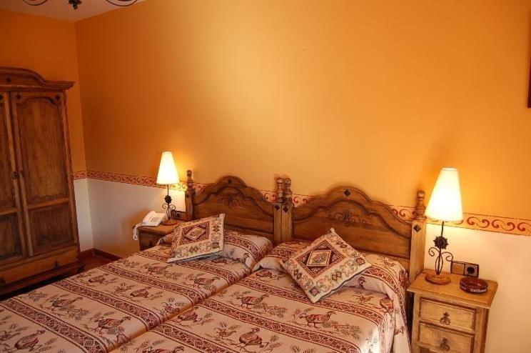Alojamiento Rural La Caseria De Piedra Restaurante Jaen Phòng bức ảnh