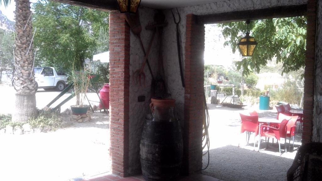 Alojamiento Rural La Caseria De Piedra Restaurante Jaen Ngoại thất bức ảnh