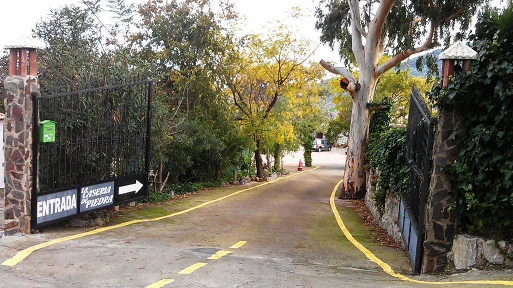 Alojamiento Rural La Caseria De Piedra Restaurante Jaen Ngoại thất bức ảnh