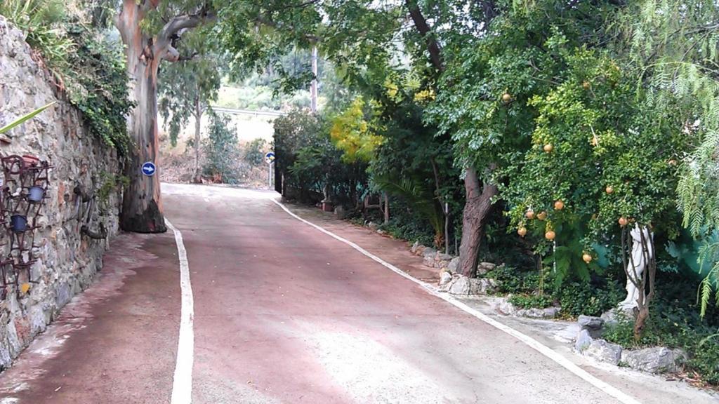 Alojamiento Rural La Caseria De Piedra Restaurante Jaen Ngoại thất bức ảnh