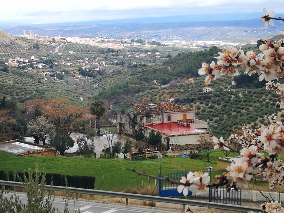 Alojamiento Rural La Caseria De Piedra Restaurante Jaen Ngoại thất bức ảnh