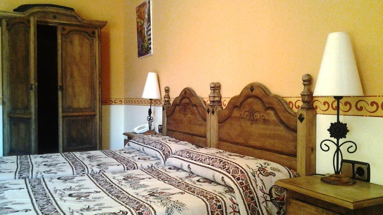 Alojamiento Rural La Caseria De Piedra Restaurante Jaen Ngoại thất bức ảnh